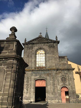 la Basilique Saint-Amable de Riom