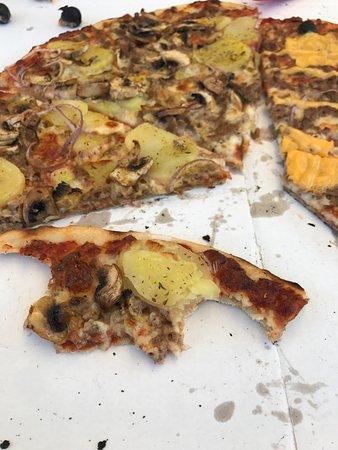 Mega Pizza