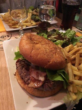 Le Ness Pub