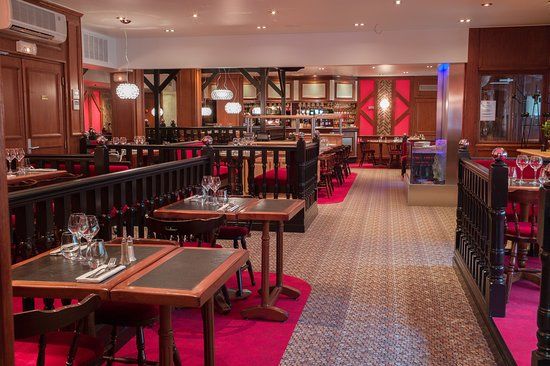 La Taverne