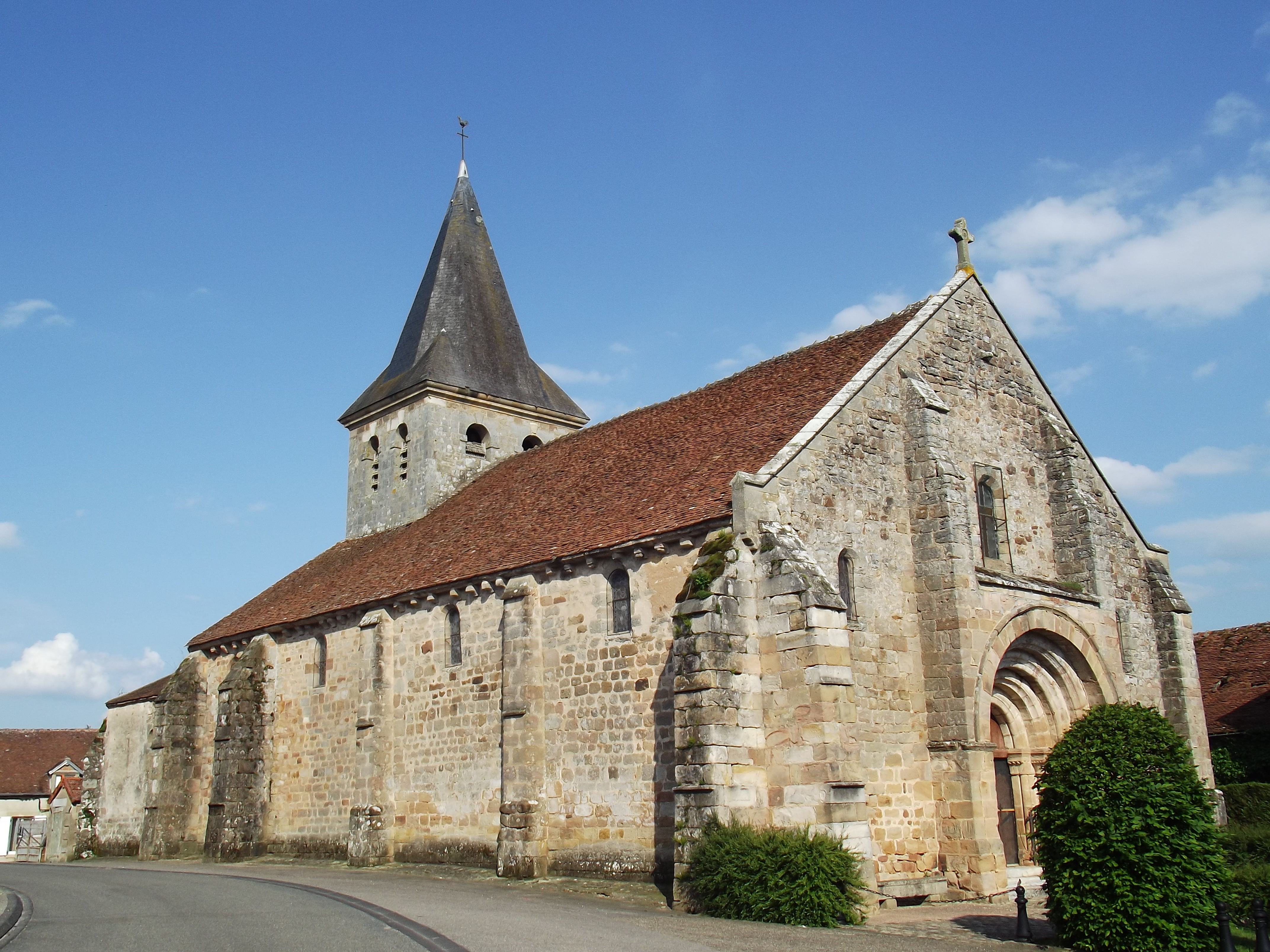 église Saint-Placide de Saint-Plaisir