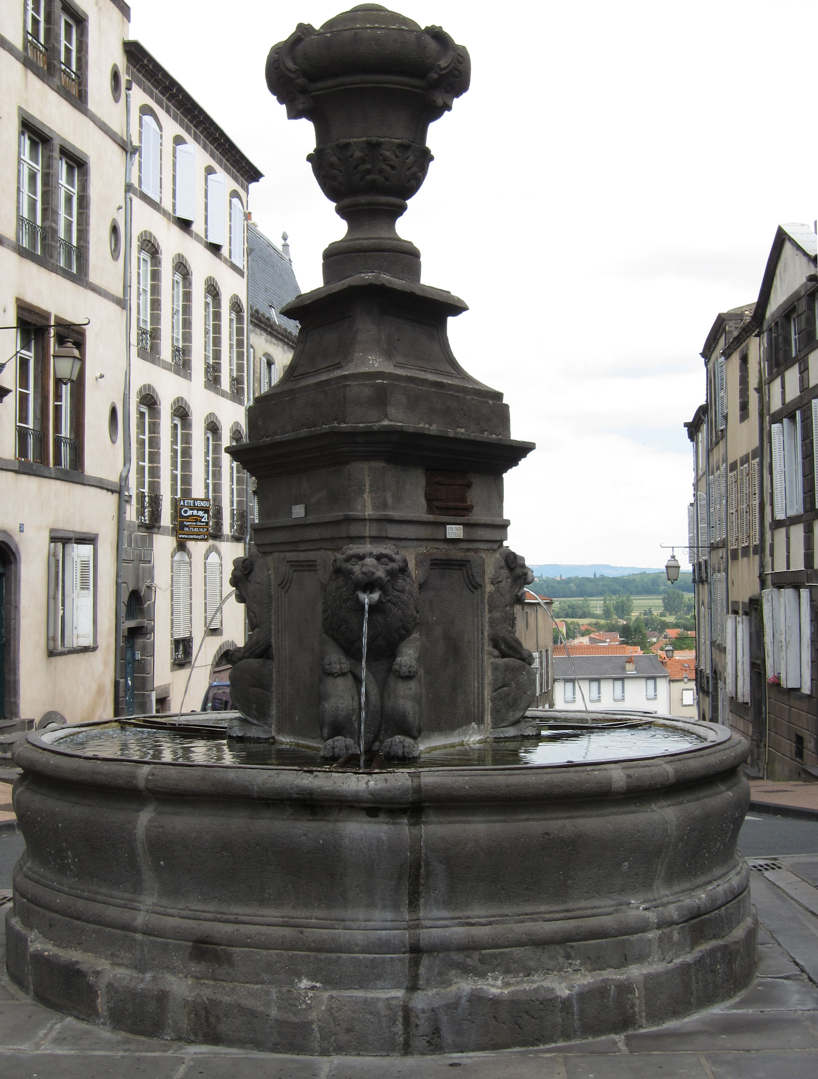 fontaine des Lions