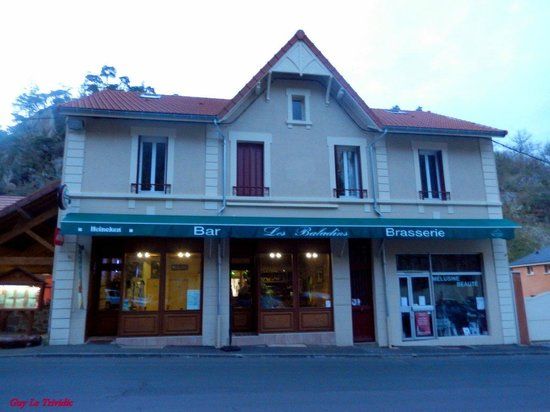 Les Baladins
